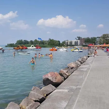 In - Balaton 38420 Lejlighed *