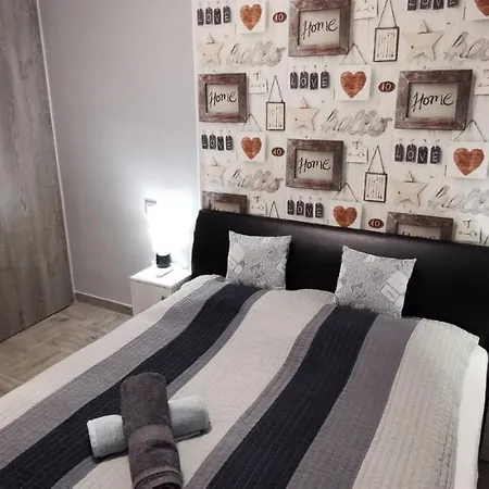 In - Balaton 38420 Apartamento *